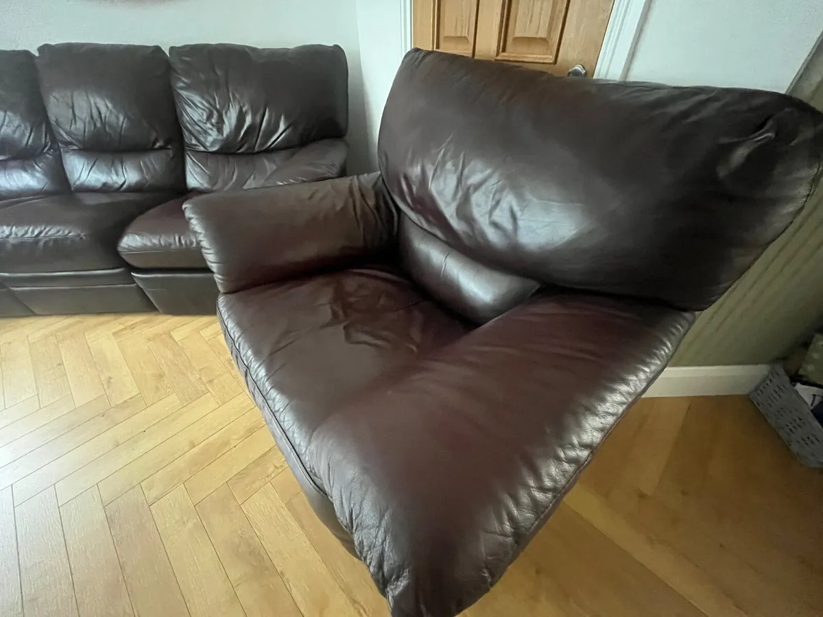Sofa - Image 3