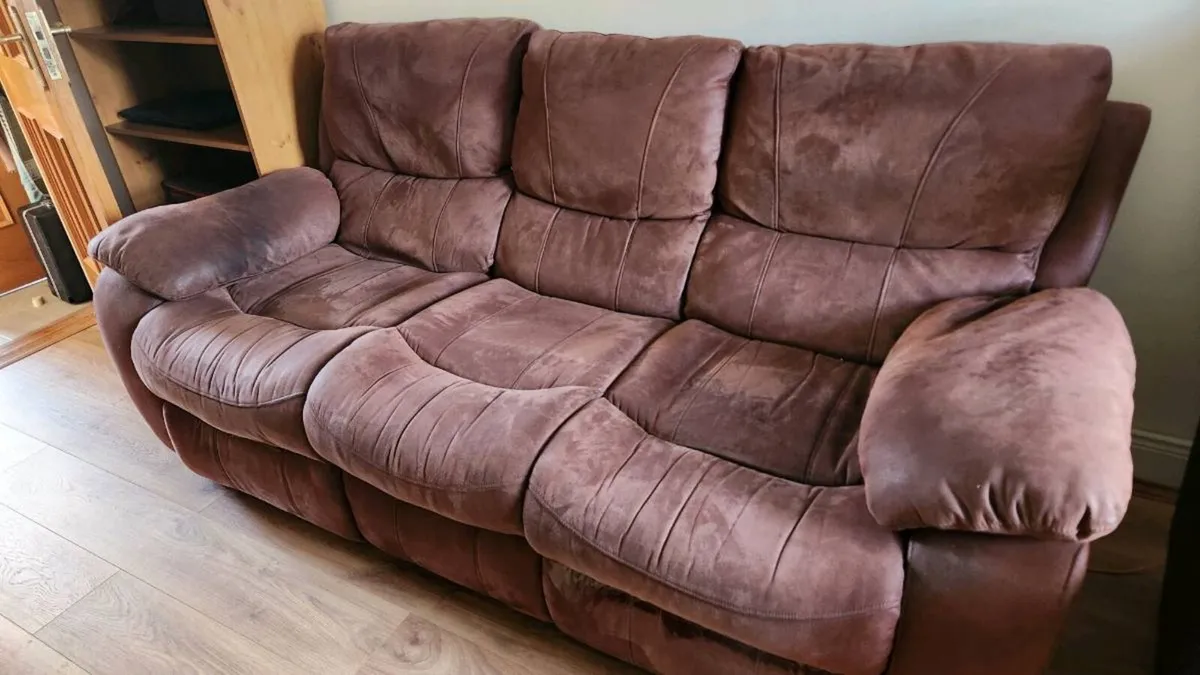 Couch - Image 1