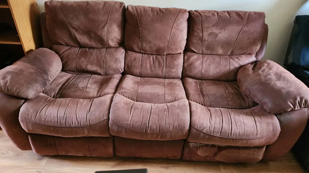 Couch - Image 3