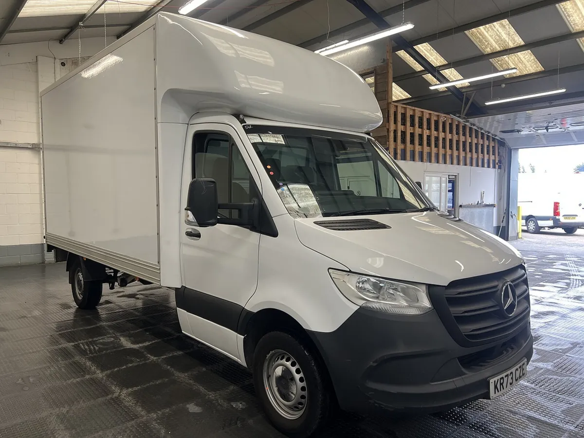 2023 Mercedes-Benz Sprinter Luton Box Van - Image 1