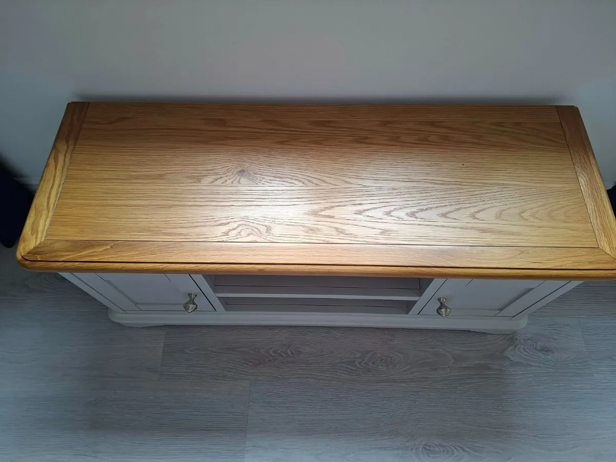 TV unit - Image 3