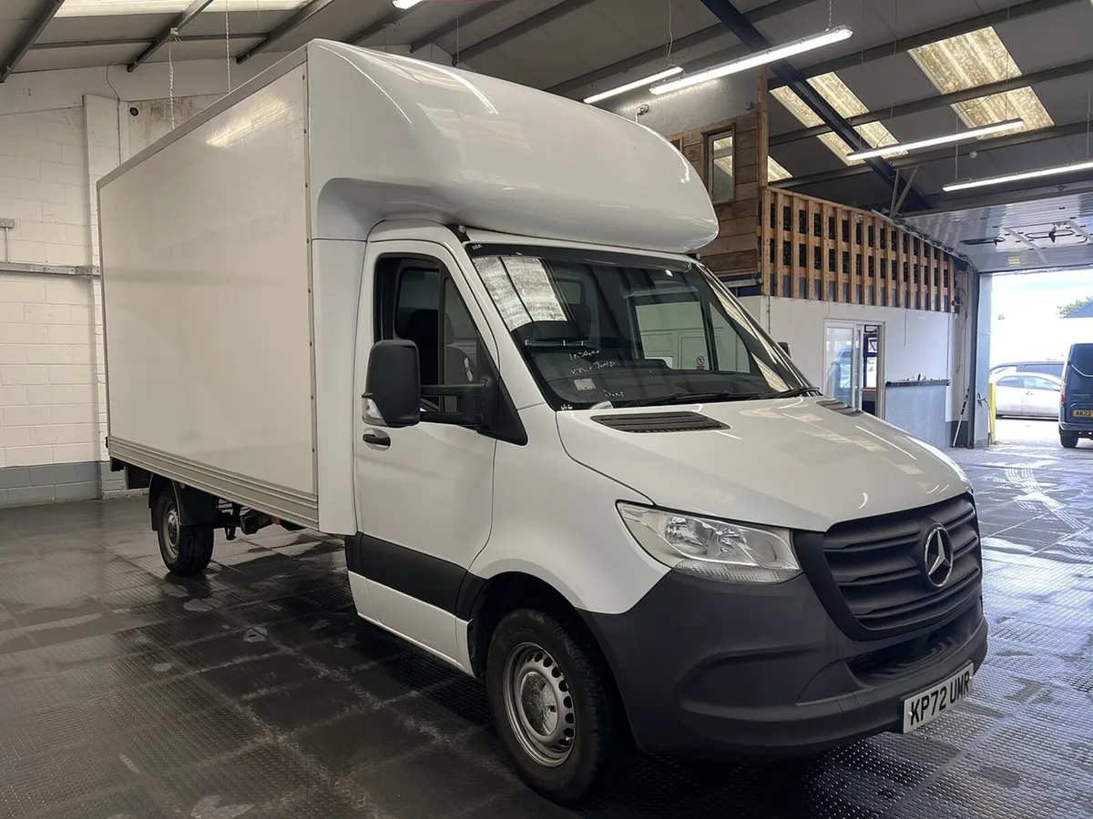 2022 Mercedes-Benz Sprinter Luton Box Van - Image 1