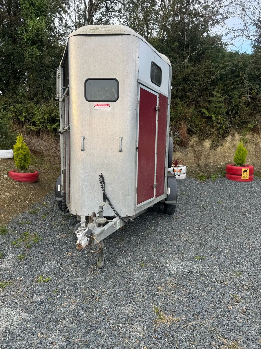 505 box - Image 1