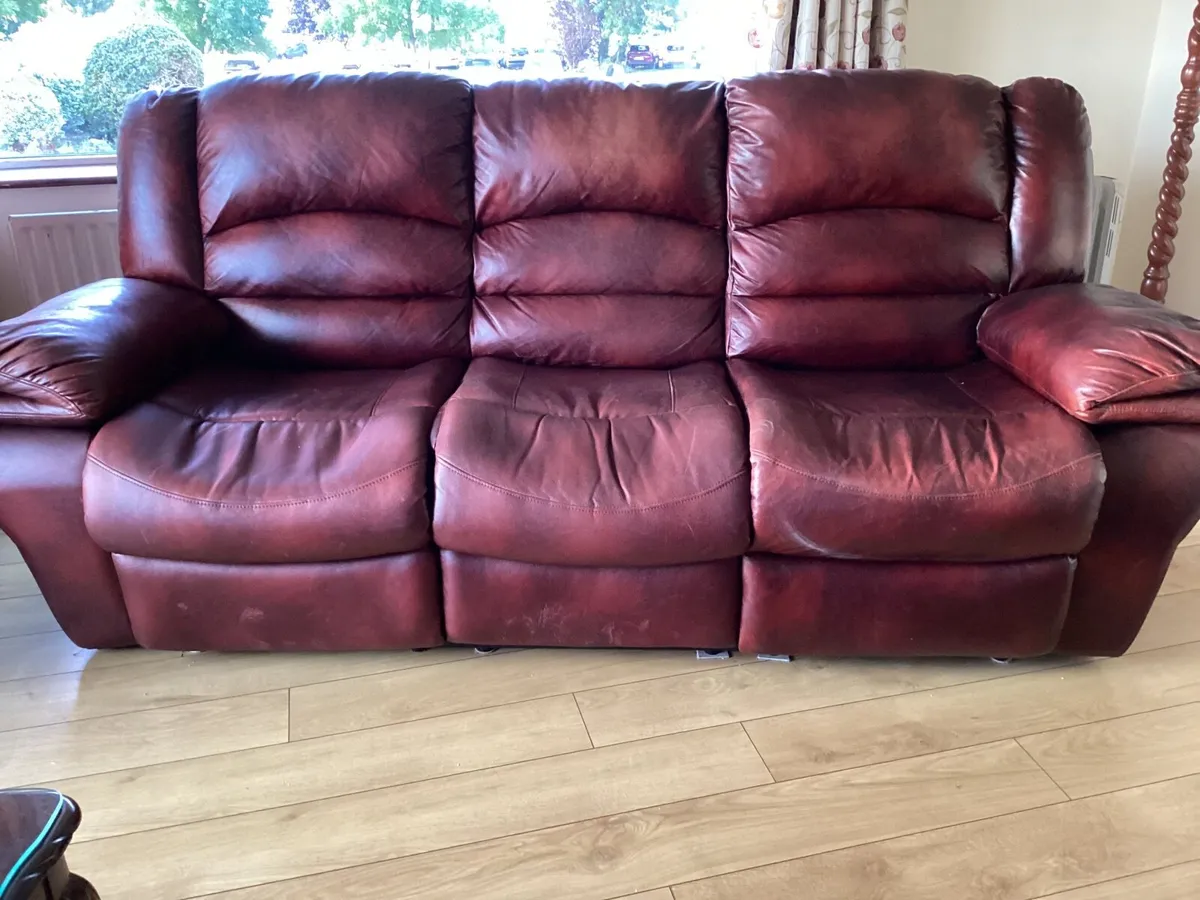 Suite of furniture - Image 3