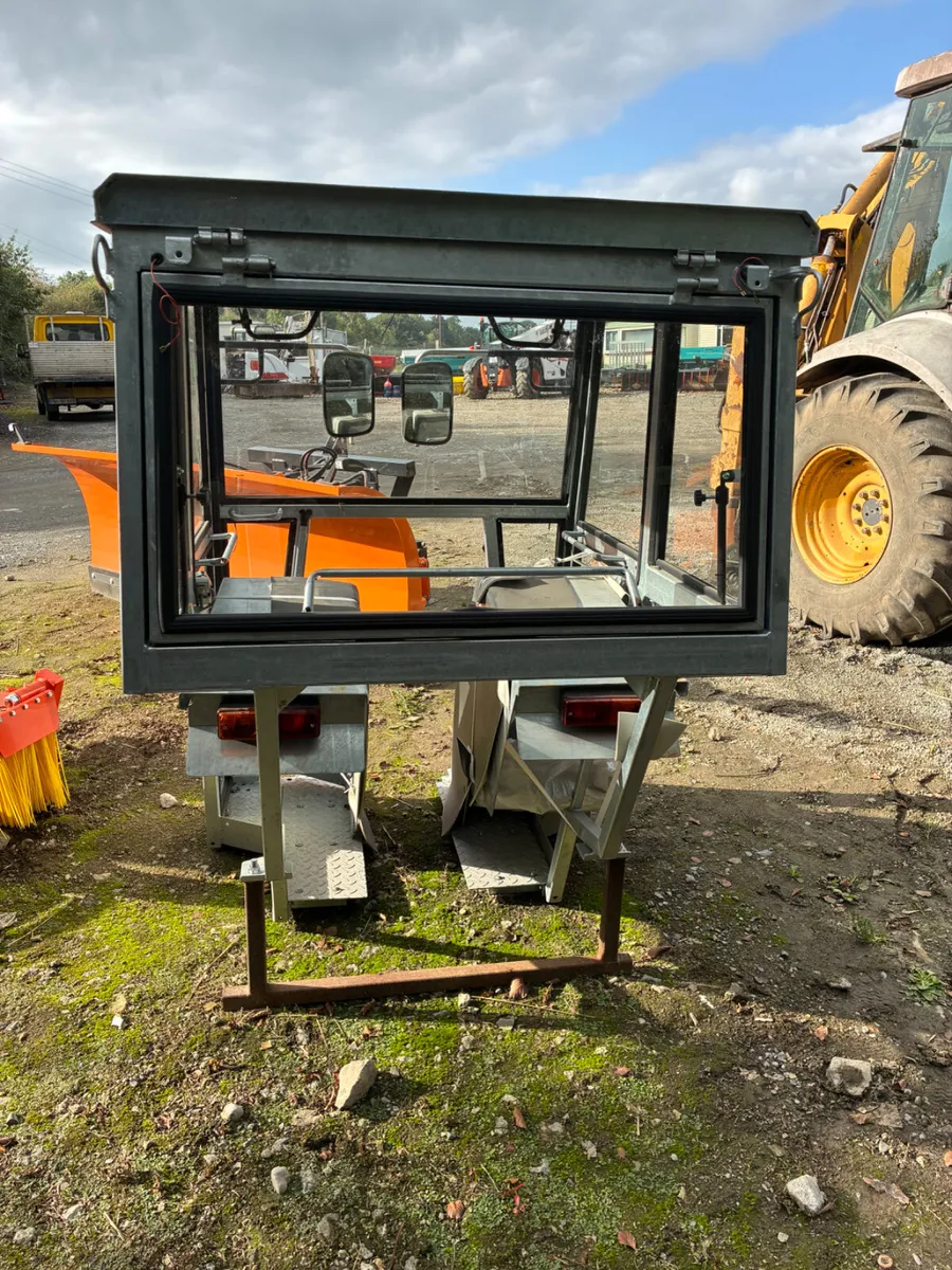Cab - Image 4