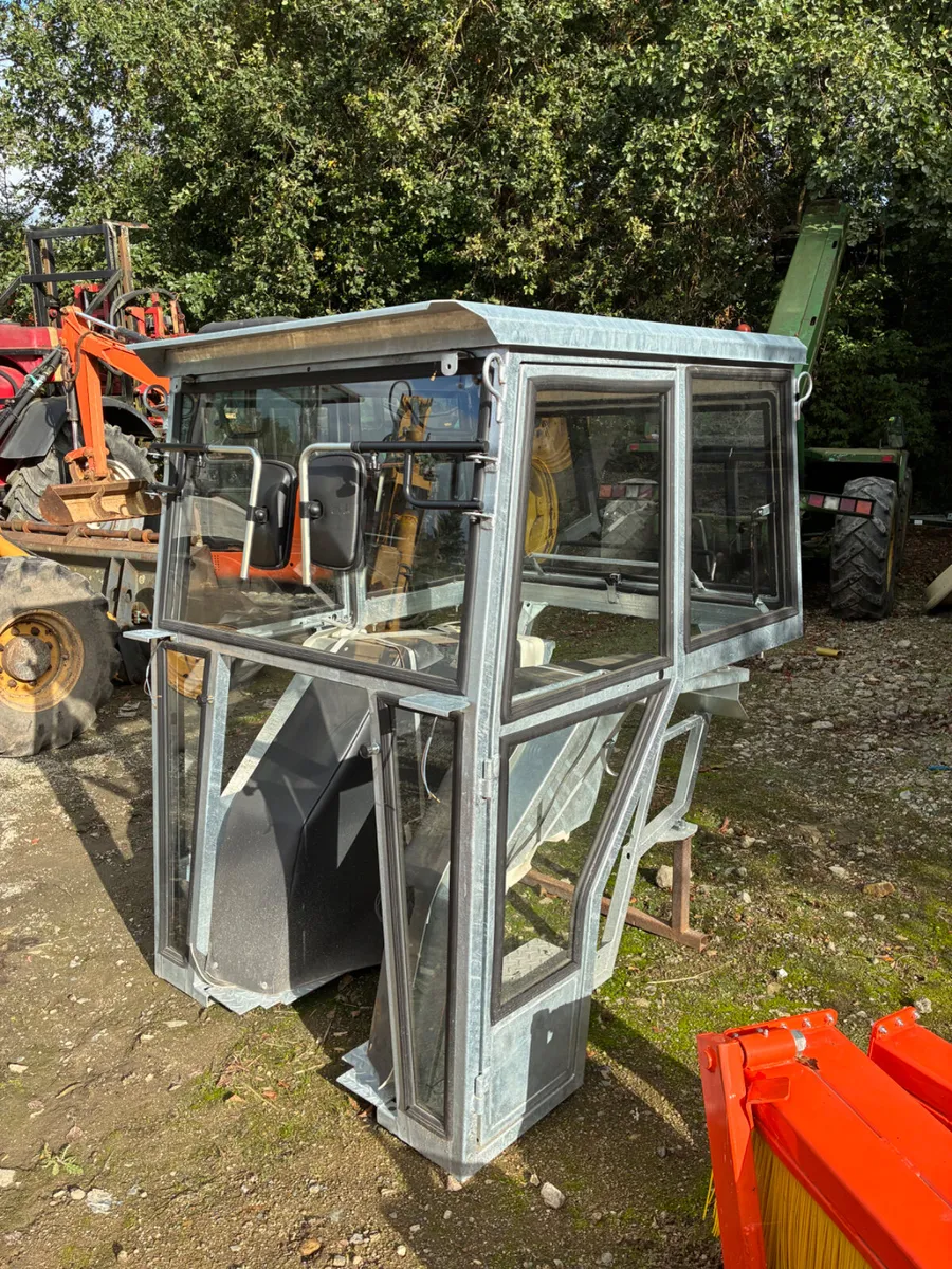 Cab - Image 2