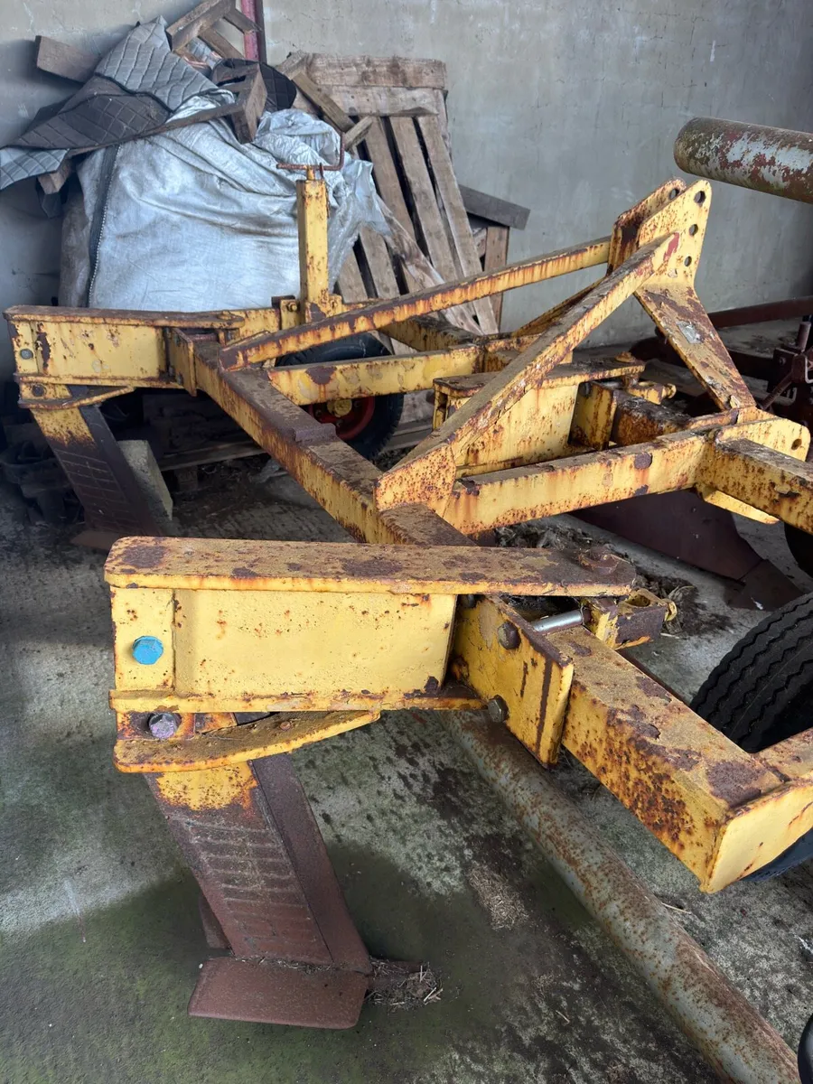 Swivel Leg SubSoiler - Image 2