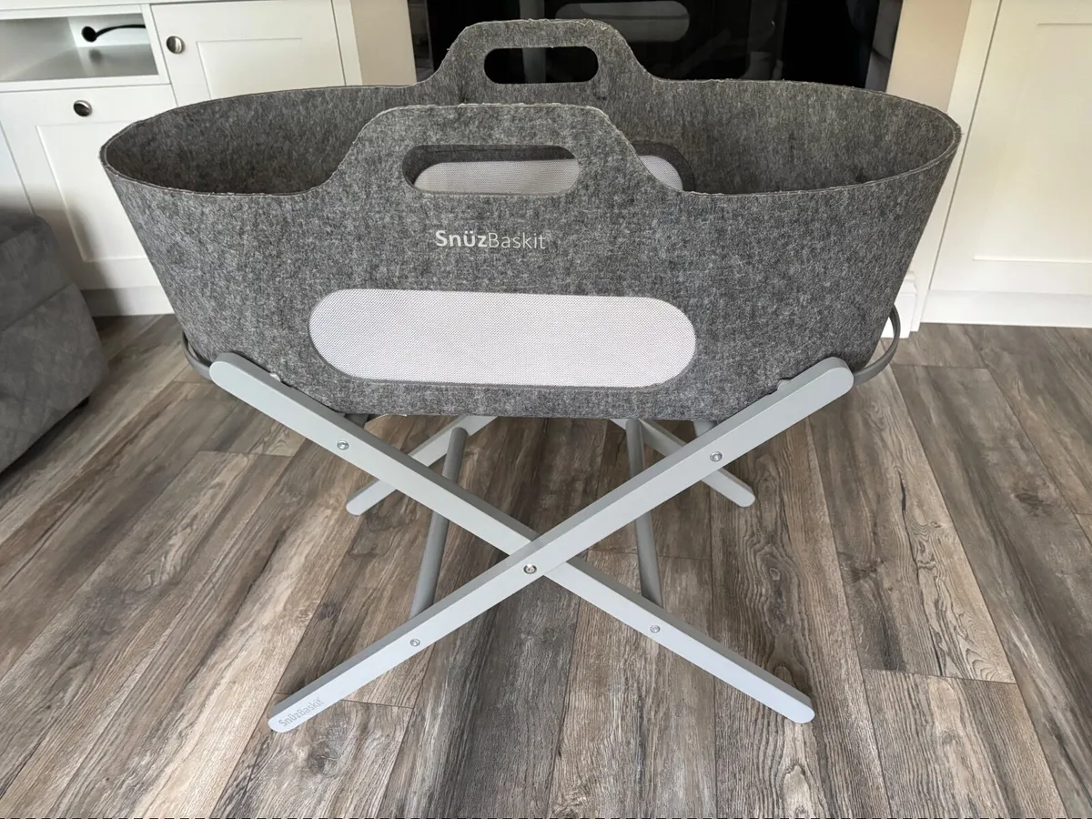 Snuz Basket & Matress (Moses Basket) - Image 1