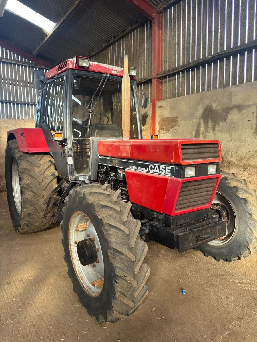 Case International 956XL - Image 1
