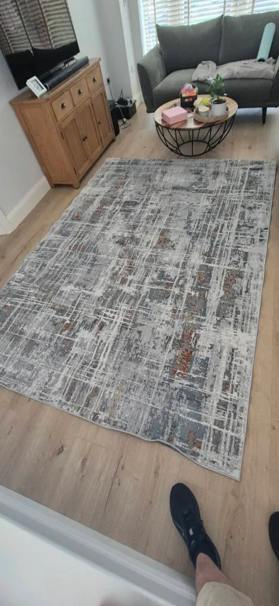 Rug - Image 1