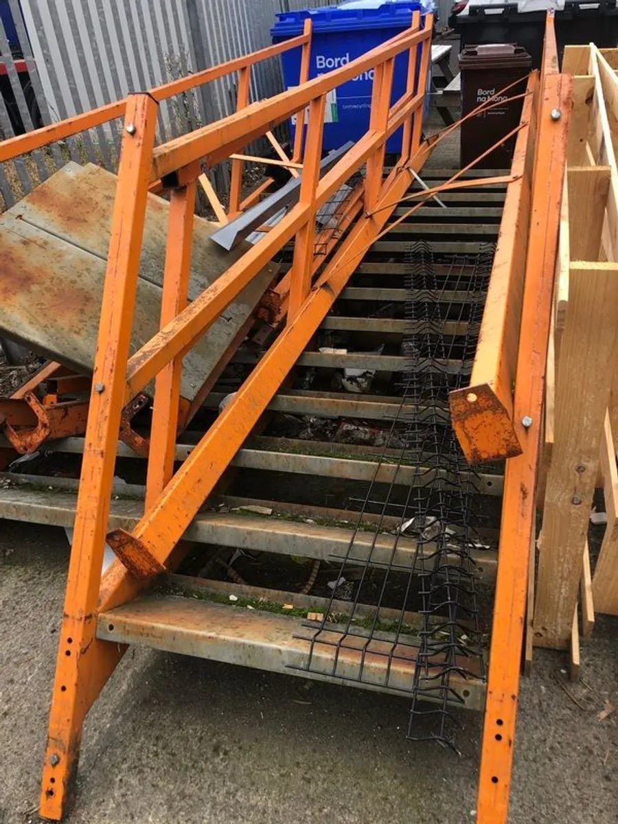 Steel Frame Staircase - Image 4