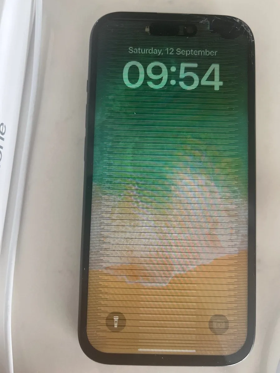 iPhone - Image 1