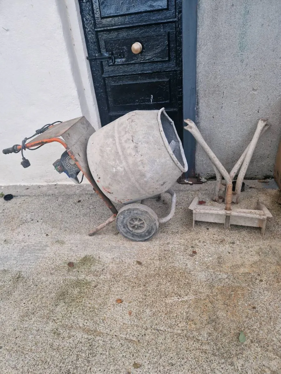 Building - Image 4