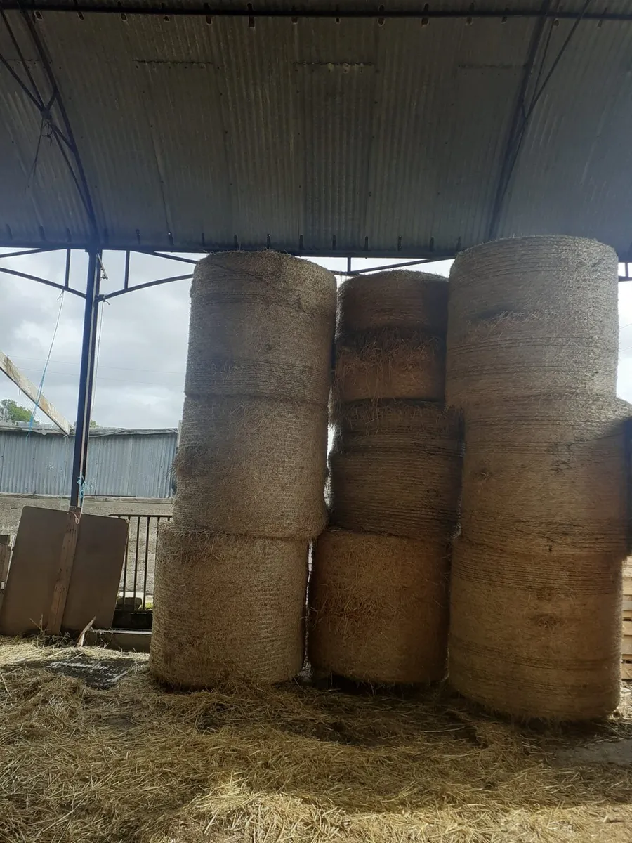Straw Bales For Sale 4x4