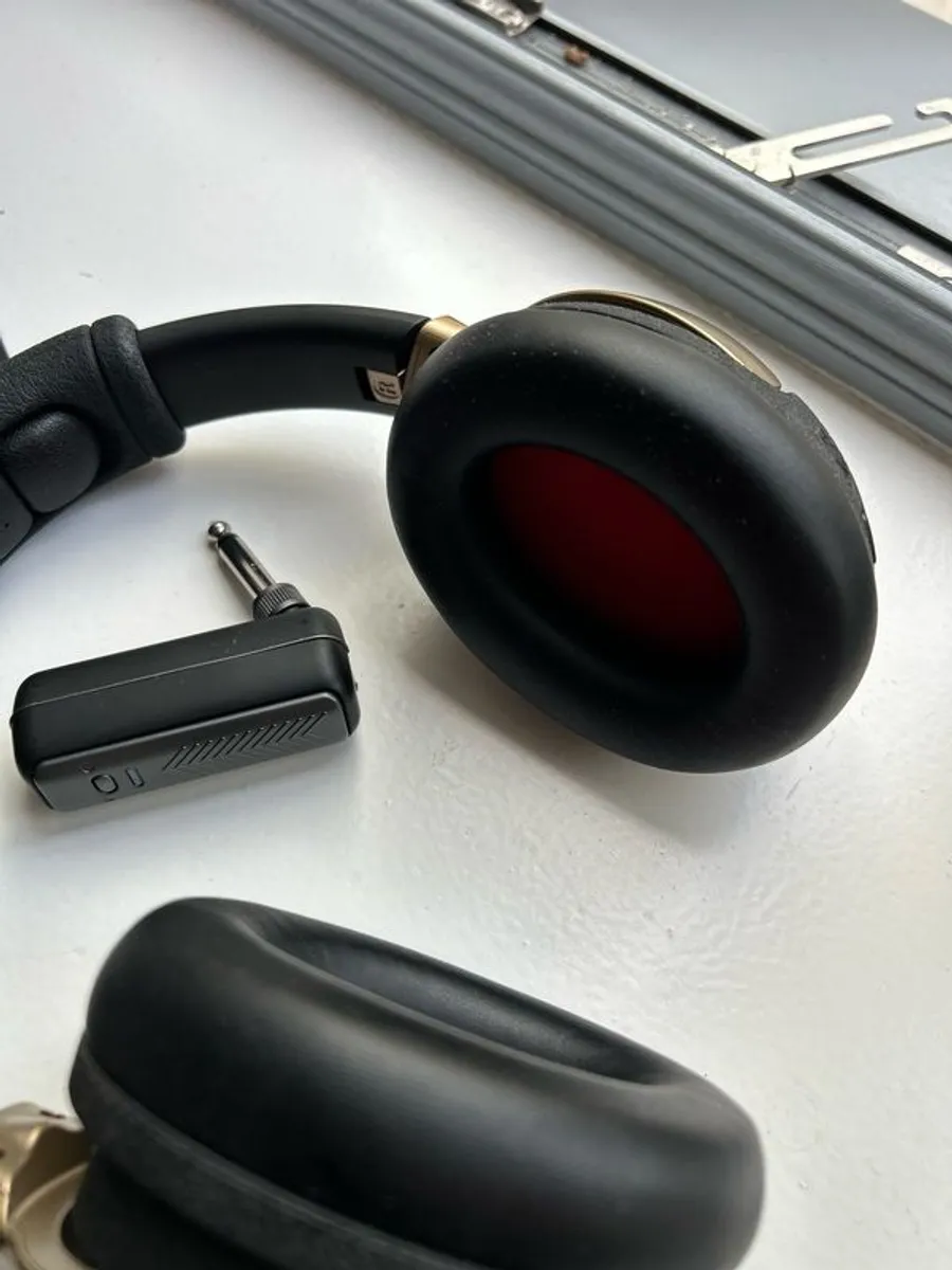 New Positive Grid Spark NEO Wireless Guitar Headphones - Image 1