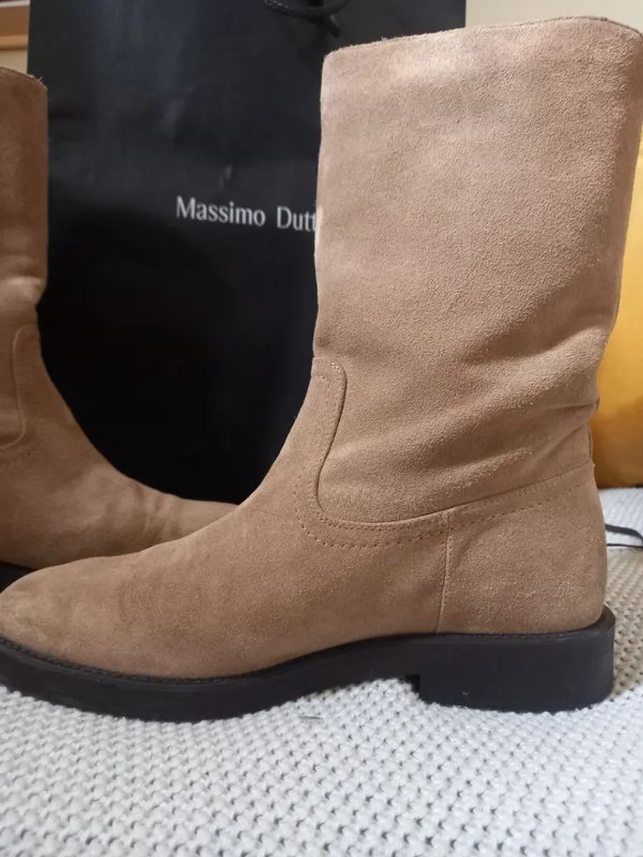 Massimo Dutti Leather & Suede Boots - Image 1