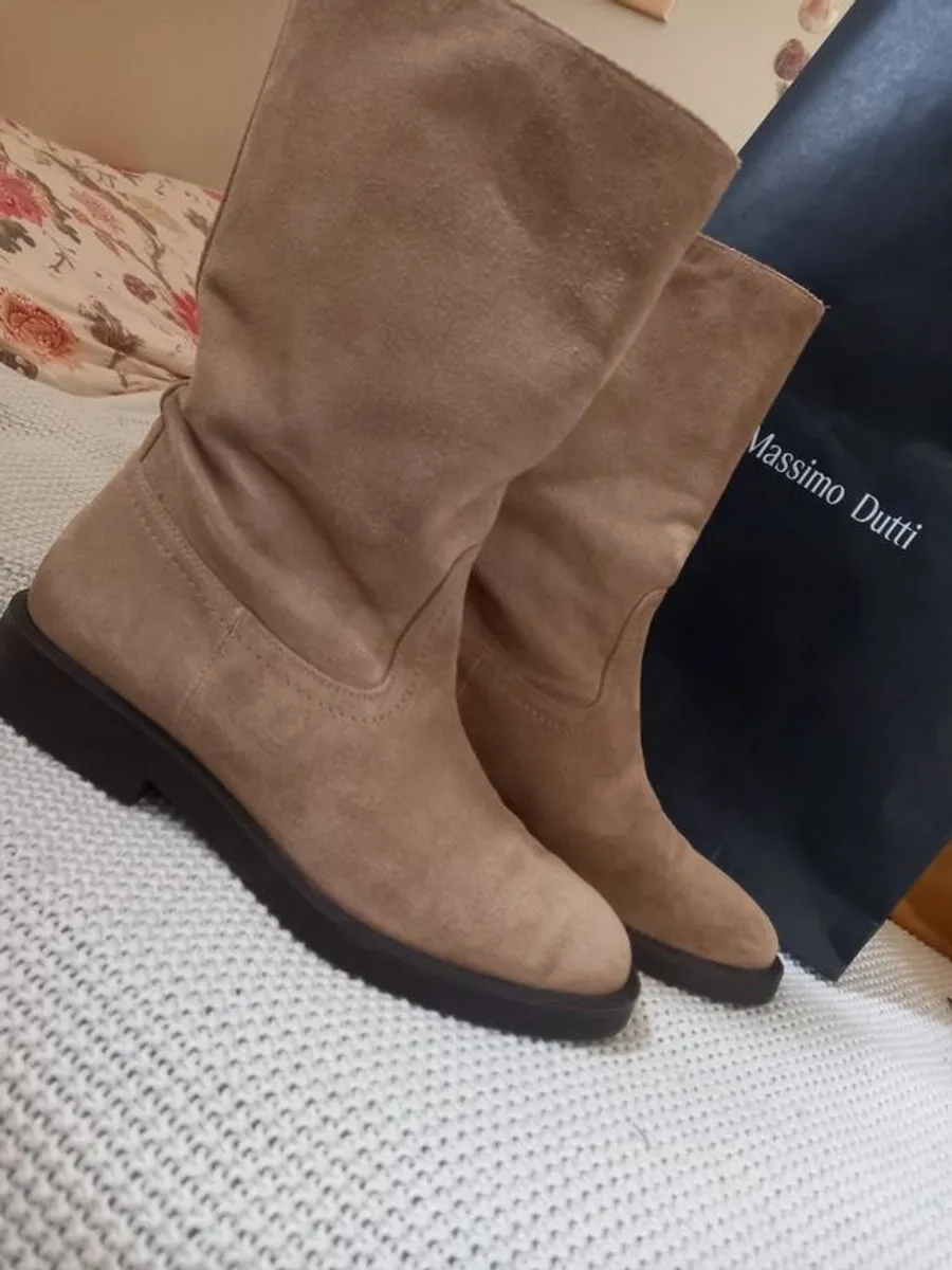 Massimo Dutti Leather & Suede Boots - Image 2