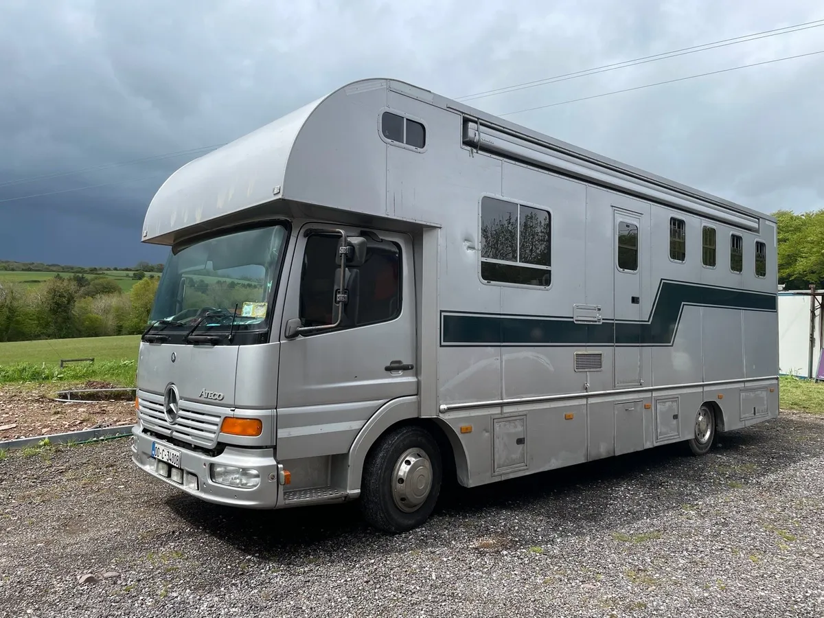 Horse lorry - Image 2