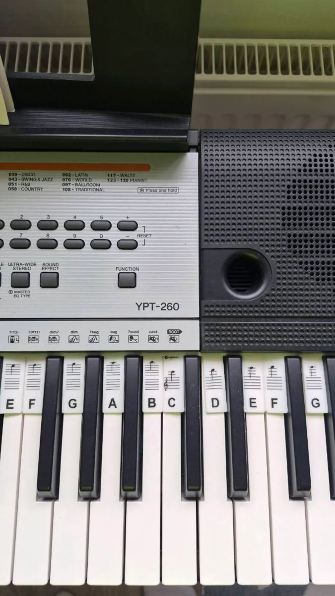 Yamaha Electric piano - Image 2