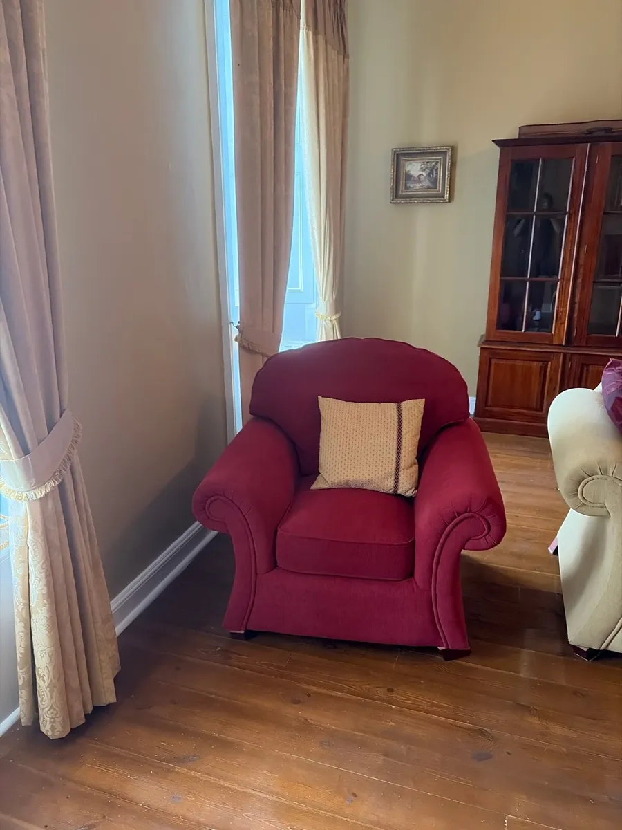 Suite of Furniture - Image 2