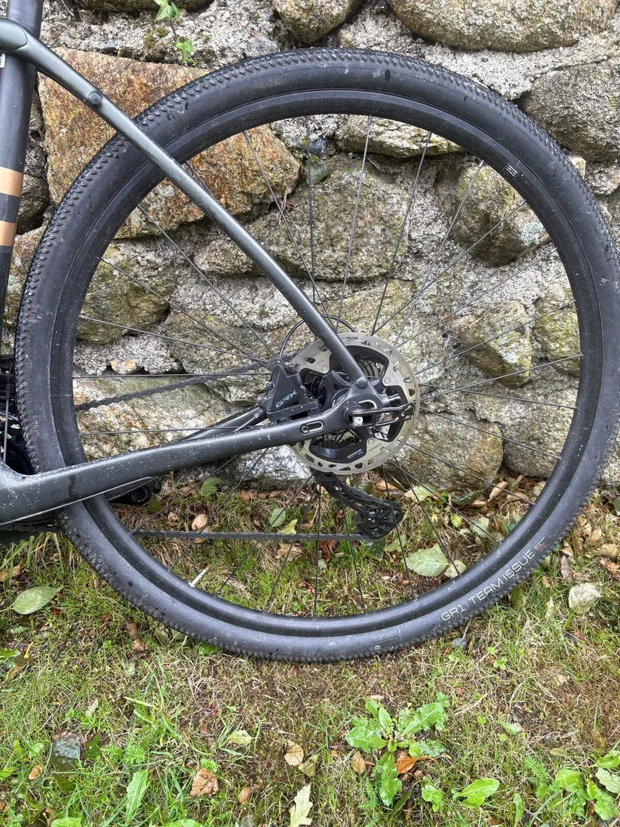 Bontrager Gravel Wheels - like new - Image 2