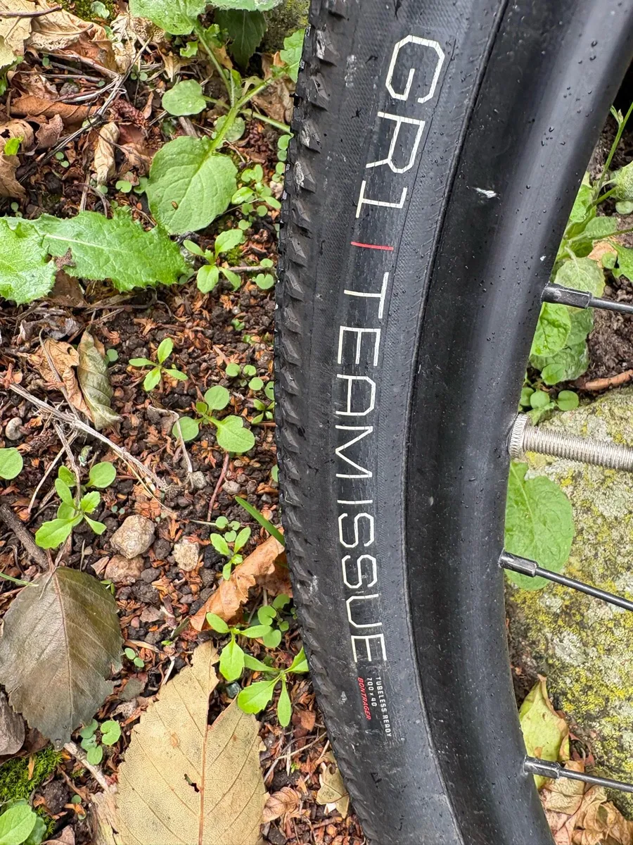 Bontrager Gravel Wheels - like new - Image 4