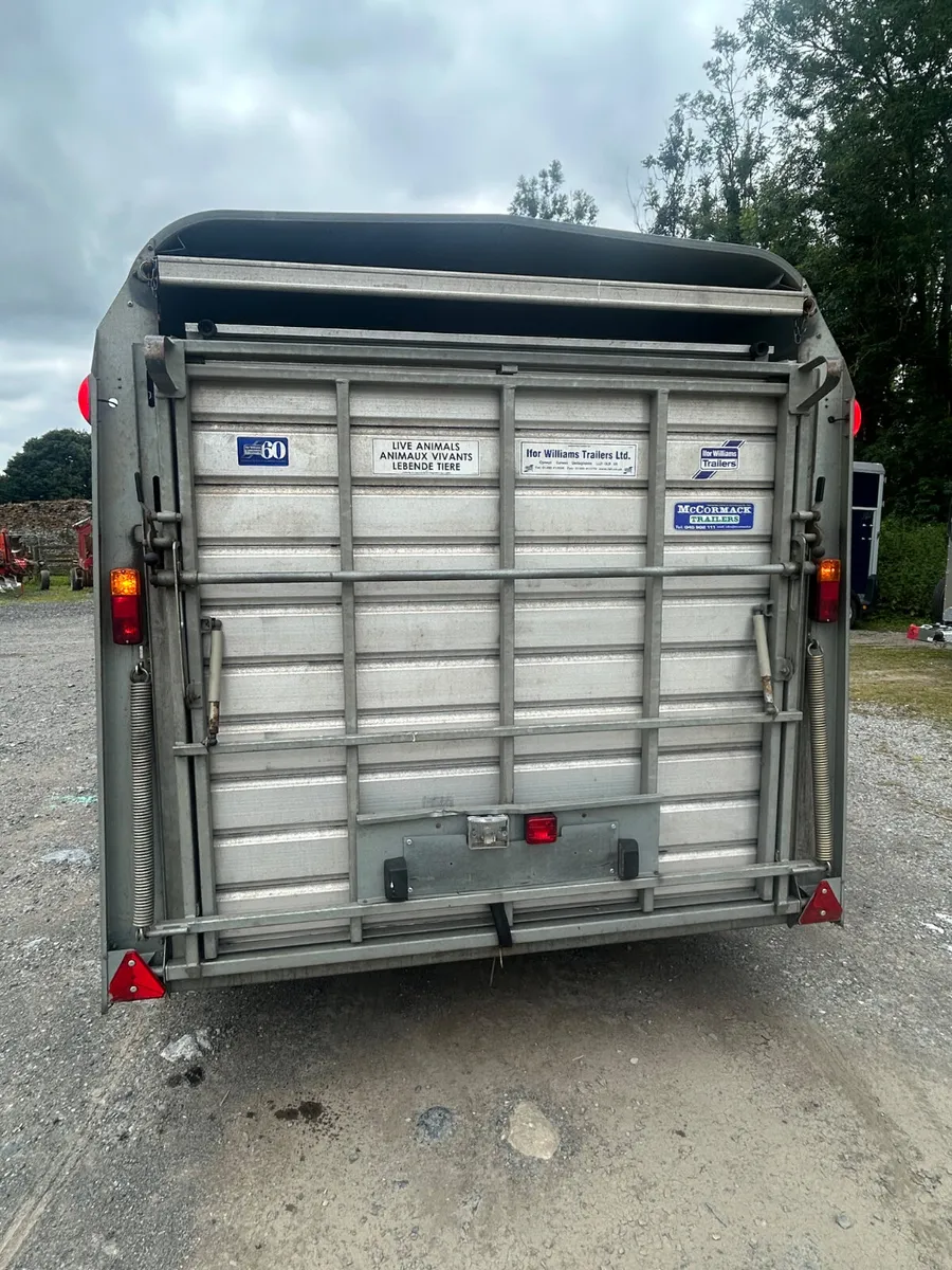 2018 Ifor Williams Ta510 12ft with Sheep Decks - Image 2