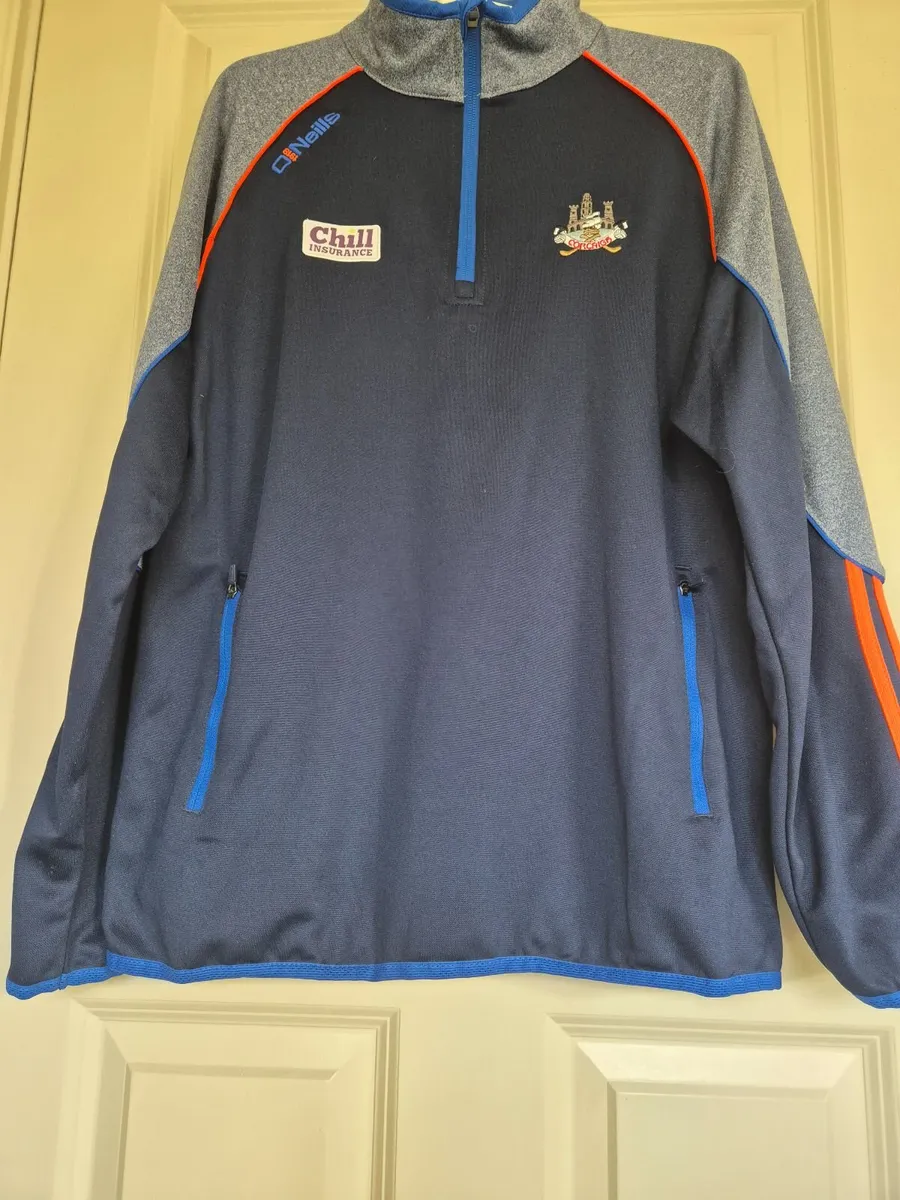 Cork.GAA 1/2 zip top - Image 1
