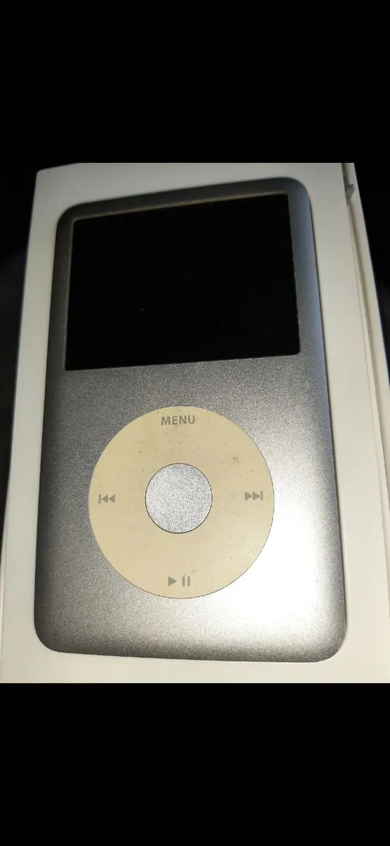 Apple iPod classic 120GB (Silver) - Image 3