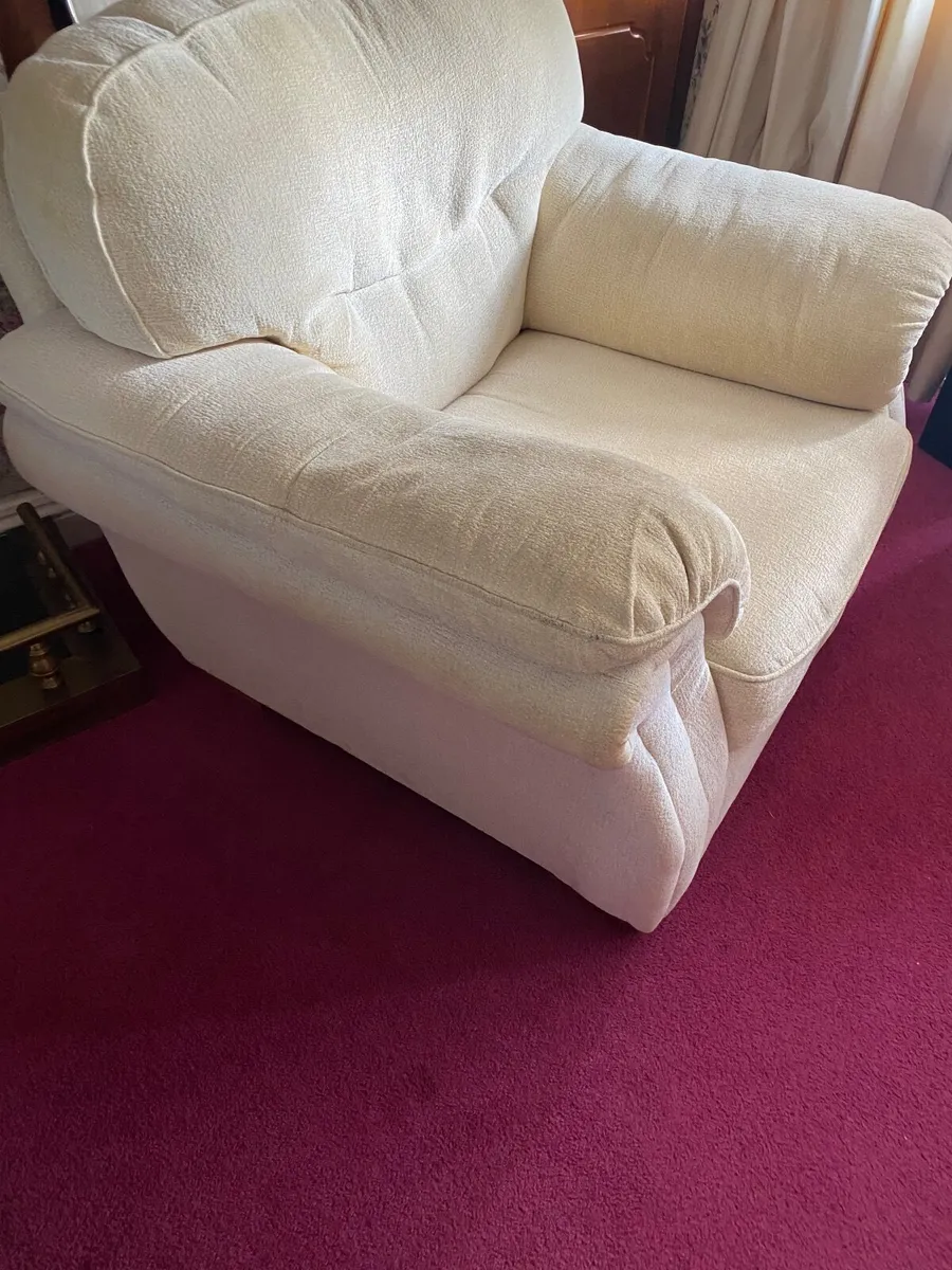 Couch - Image 2