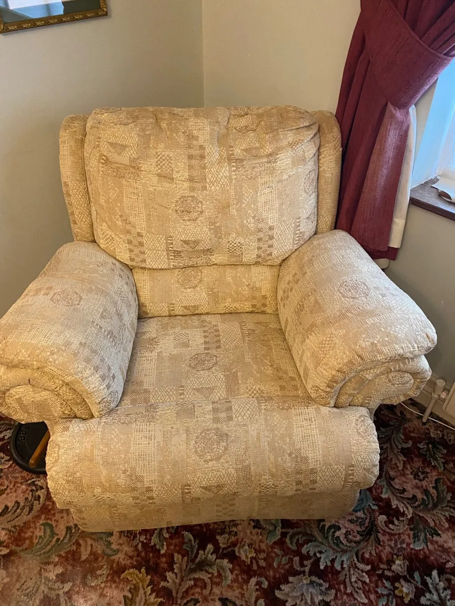 Couch - Image 2