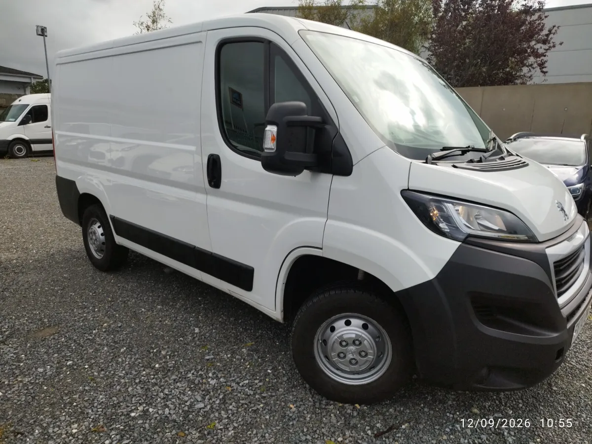 2020 Peugeot Boxer 2.2 hdi 120bhp swb low roof - Image 2