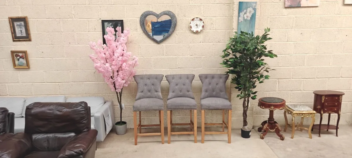 3 High Stools €60e - Image 1
