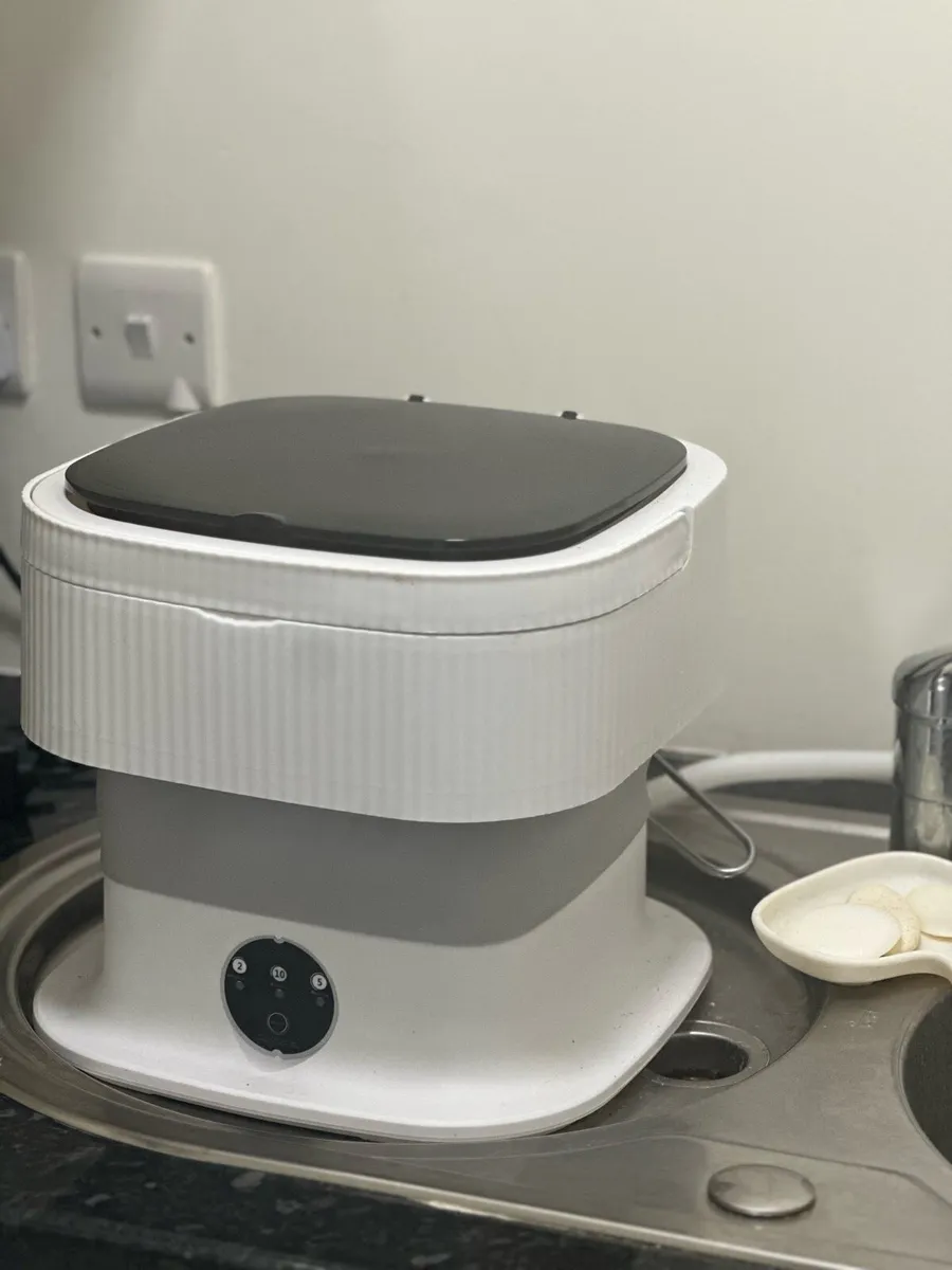 Mini potable wash machine - Image 1