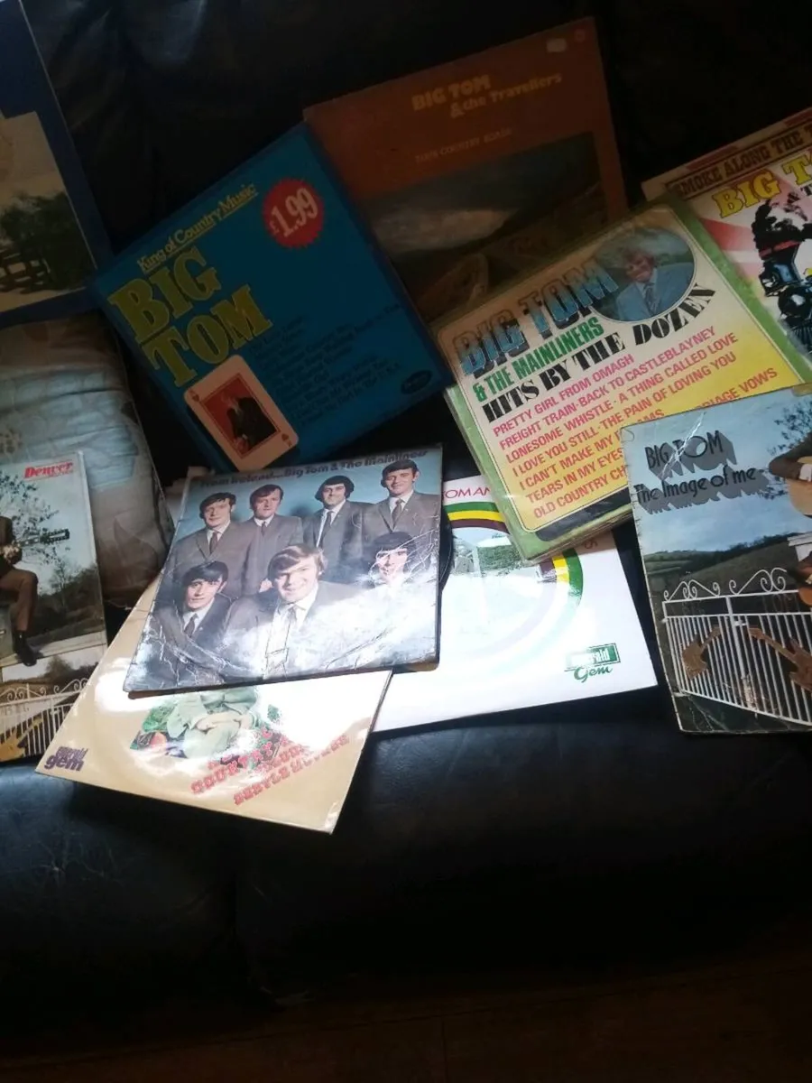 Records - Image 2