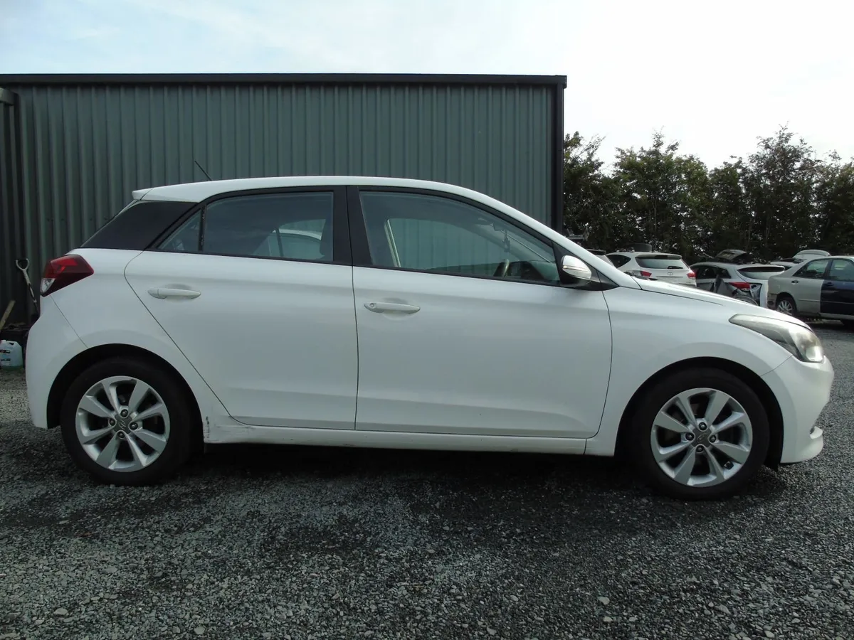 hyundai i20's breaking  petrol & diesel - Image 4