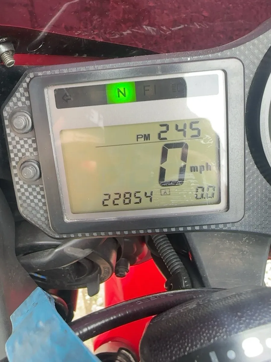 Motorcycle - Image 4