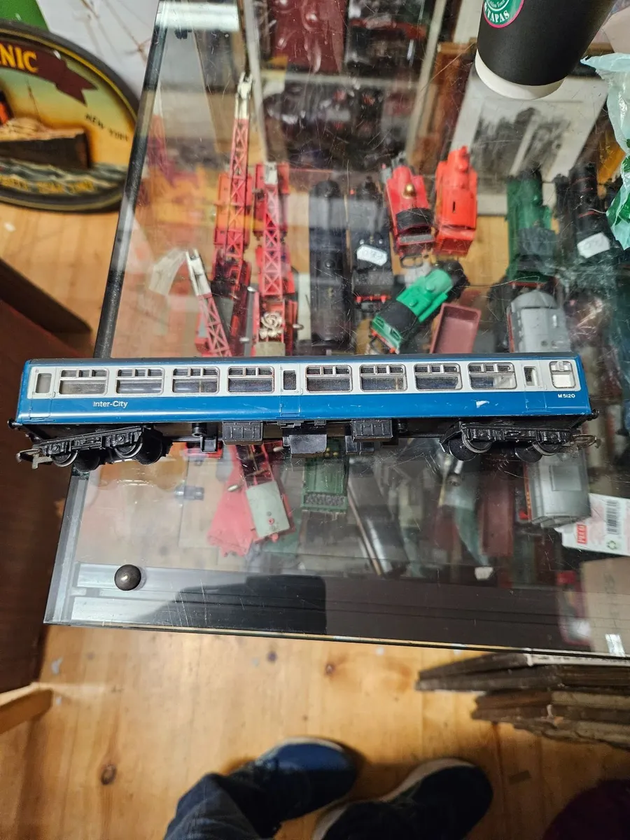 Hornby OO Gauge Carraige