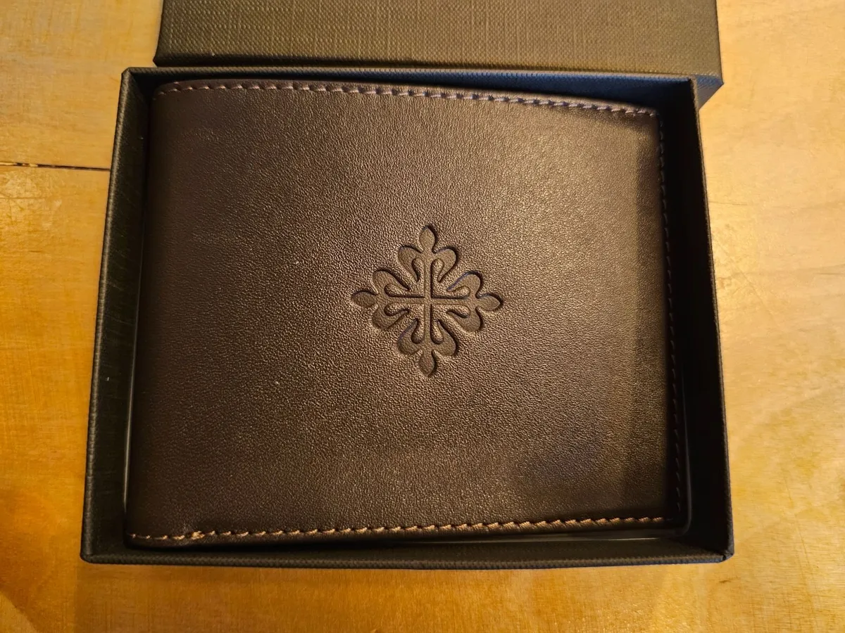 Patek Philippe brown leather wallet - Image 1