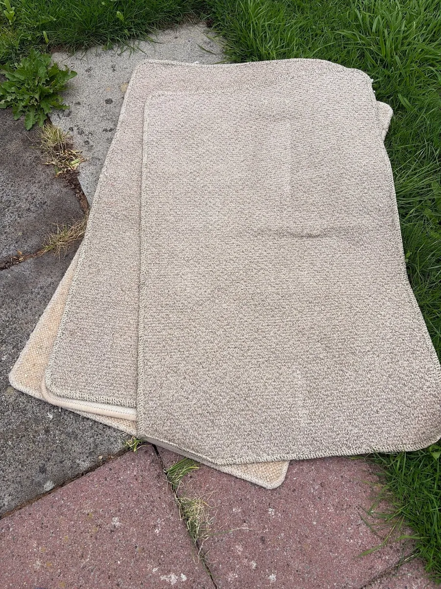 Free Four neutral mats