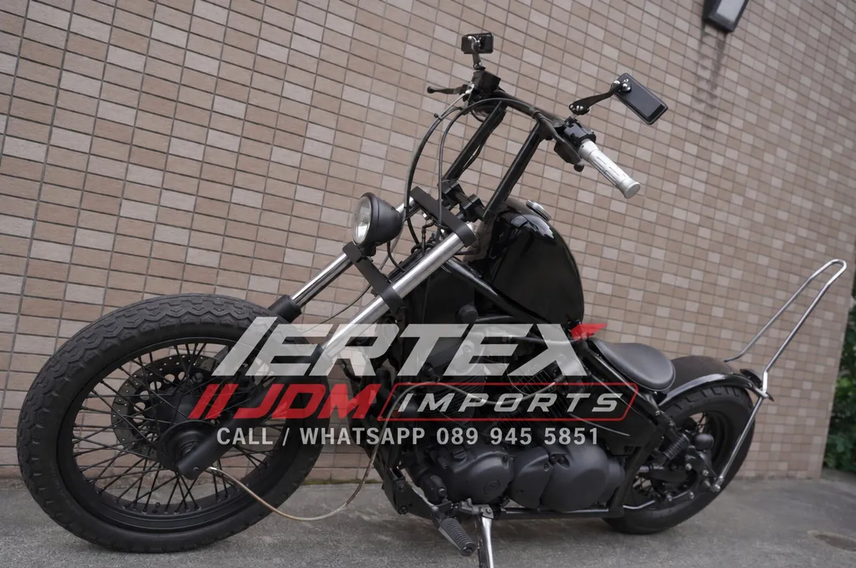 Yamaha DragStar 400 Custom Bobber - Image 1