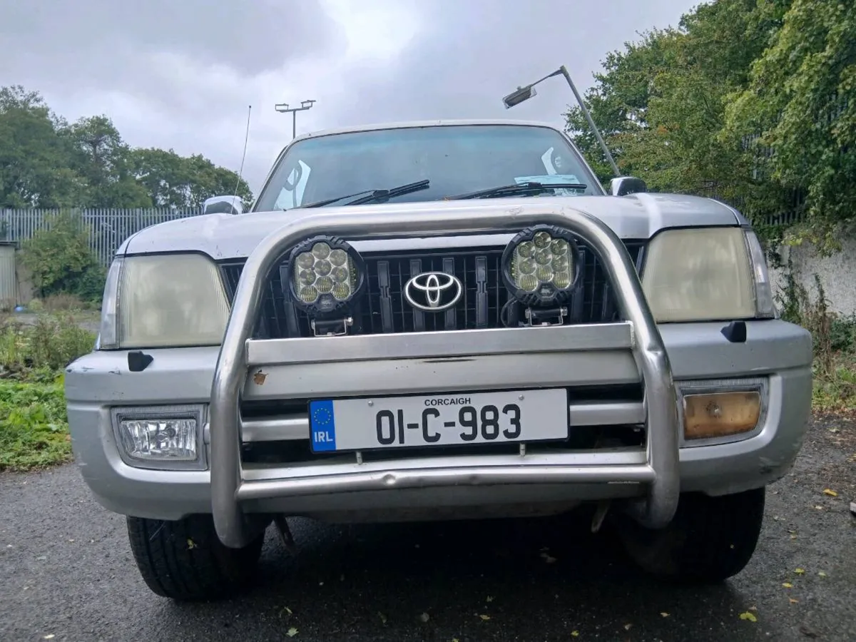 Toyota Land Cruiser 3750 - Image 3