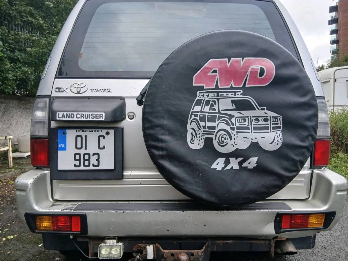Toyota Land Cruiser 3750 - Image 2