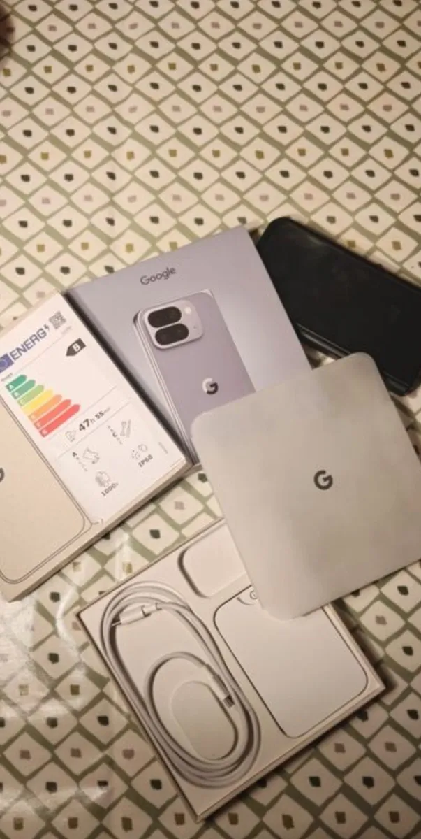 Google Pixel 10 Pro Fold 512GB - Image 4