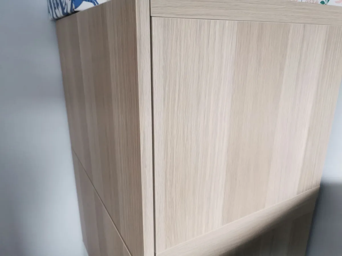 Units, shelves - Image 2