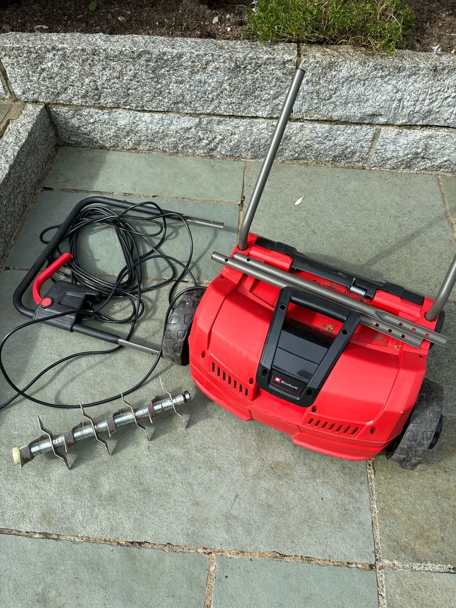 Einhell Electric Scarifier and Lawn Aerator - Image 3