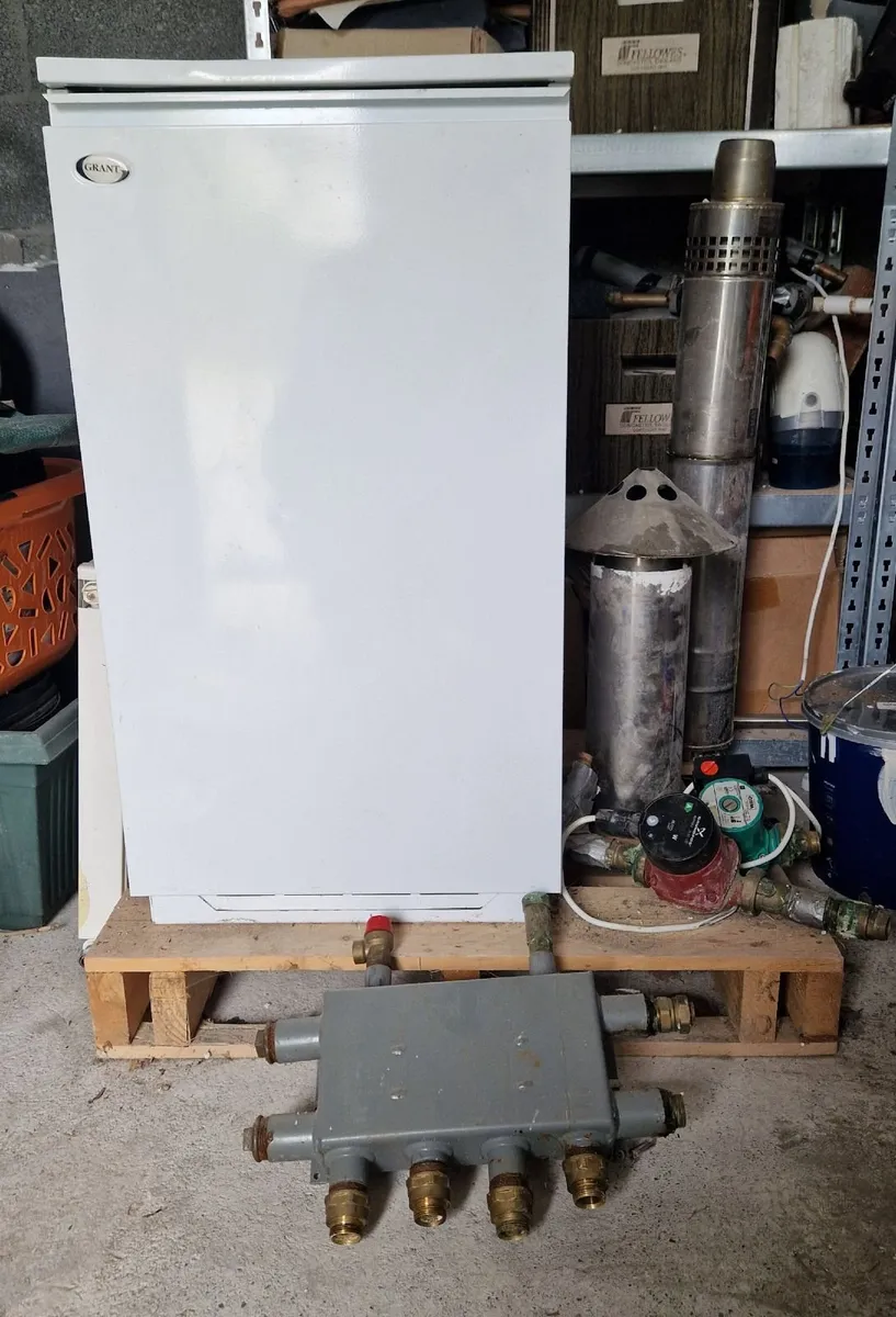 Grant Vortex oil condensing boiler & tank - Image 1