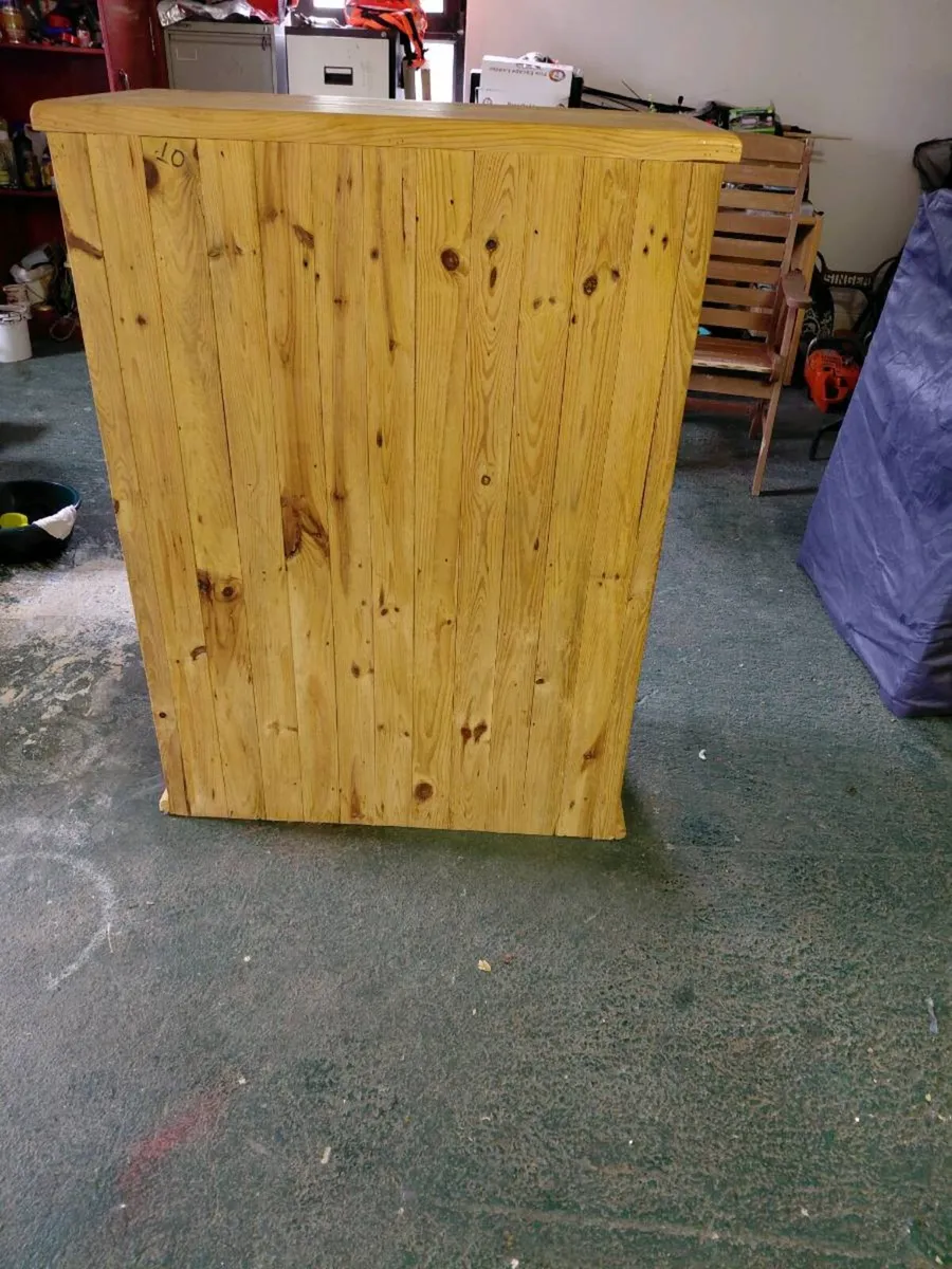 5 drawer Chest of Drawers - Image 3