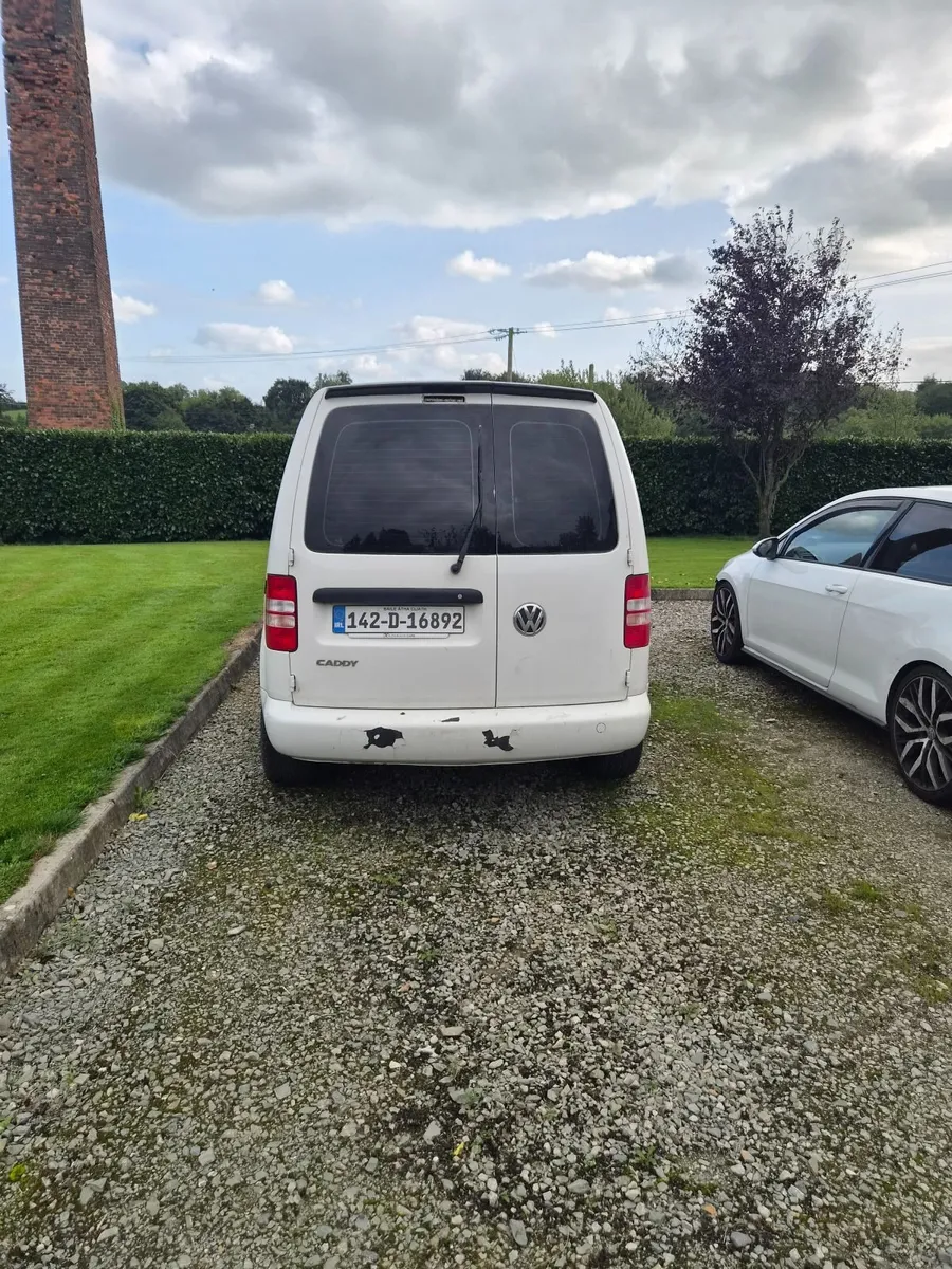 Volkswagen Caddy 2014 - Image 2