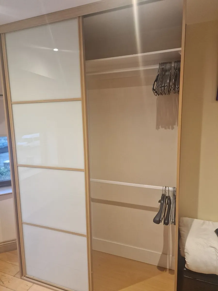 Sliderobe - Image 4